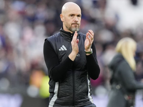 Usai MU Kalah, Erik ten Hag Sindir West Ham dan Wasit