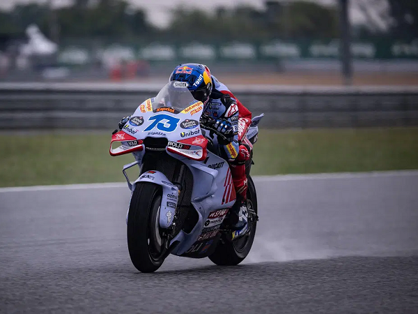 Alex Marquez merasa bodoh ketika terjatuh di sighting lap GP Thailand.