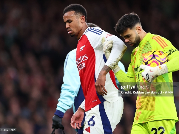 Bek Arsenal, Gabriel Magalhaes, mengalami cedera di laga melawan Liverpool