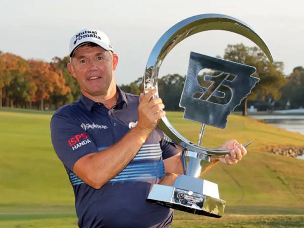 Padraig Harrington Juarai Champions' Simmons Bank Championship