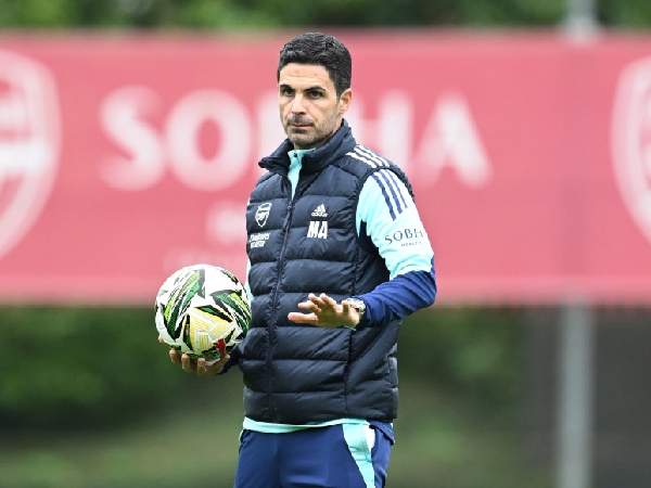 Manajer Arsenal, Mikel Arteta