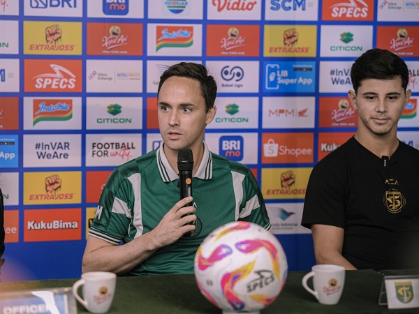 Pelatih Persebaya Surabaya, Paul Munster