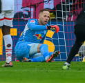 Tak Alami Cedera Serius, RB Leipzig Pastikan Peter Gulacsi Segera Bermain