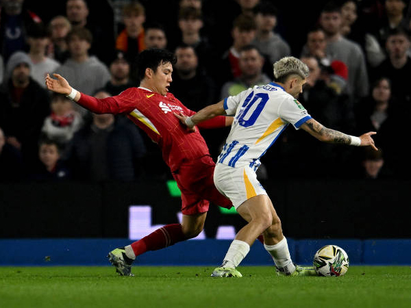 Liverpool Menang 3-2 Atas Brighton, Wataru Endo Buktikan Kualitasnya