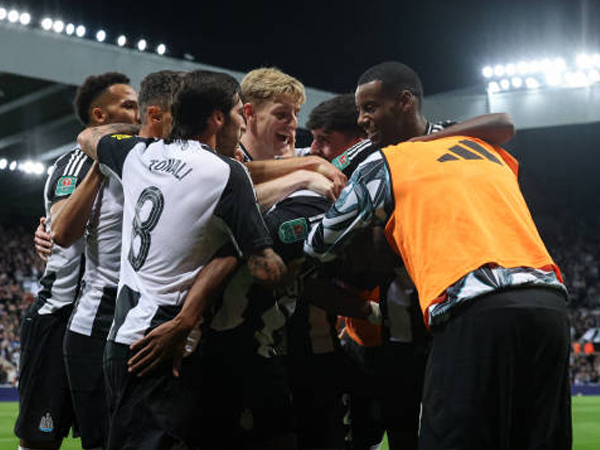 Newcastle United Bungkam Chelsea 2-0, Lolos ke Perempat Final Piala Carabao