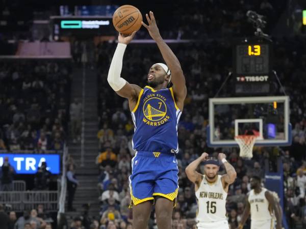 Buddy Hield mencetak 21 poin saat Golden State Warriors mengalahkan New Orleans Pelicans 104-89 pada Rabu (30/10) di San Francisco. (Foto: AP)