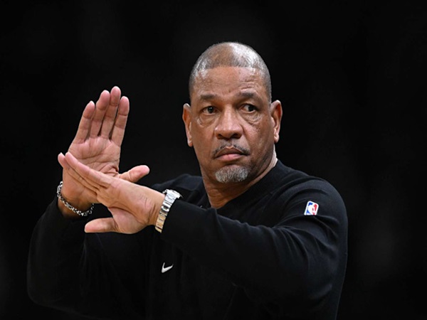 Milwaukee Bucks Dibantai Grizzlies, Doc Rivers Bertanggung Jawab