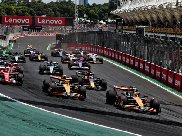 Hasil Sprint Race F1 GP Brasil: Piastri Bantu Norris Menang