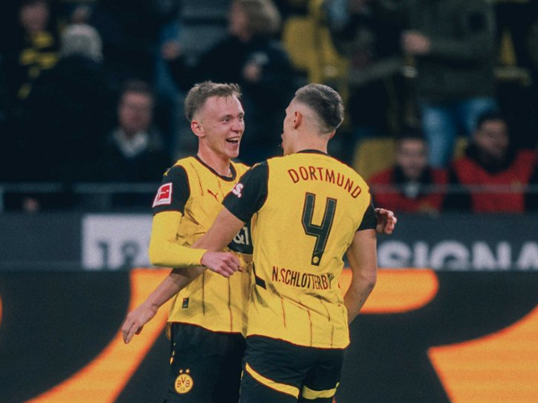 Maximilian Beier mencetak gol pertama Borussia Dortmund saat kalahkan RB Leipzig 2-1