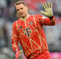 Punya Statistik Buruk di Musim 2024/25, Manuel Neuer: Saya Tak Peduli!