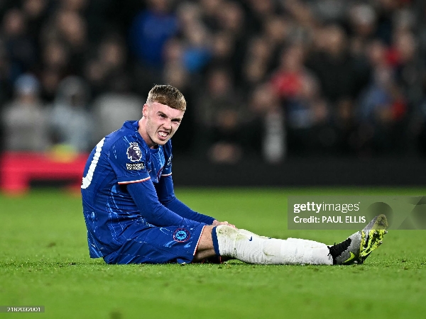 Cole Palmer mengalami cedera di laga Chelsea melawan Manchester United