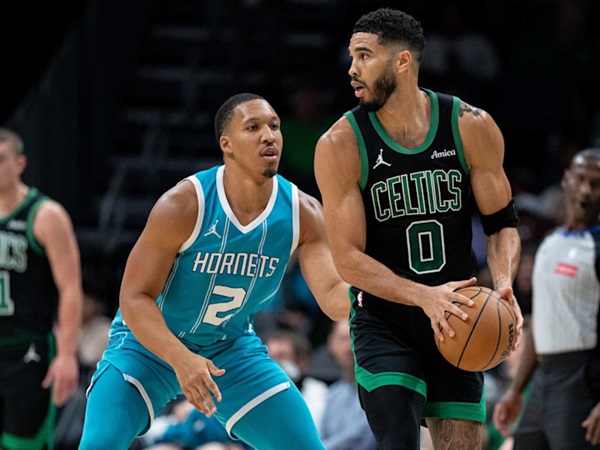 Jayson Tatum Disebut Pemain Berbahaya oleh Pelatih Hornets