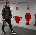 Liverpool Balikkan Keadaan, Wataru Endo Puji Dukungan Publik Anfield