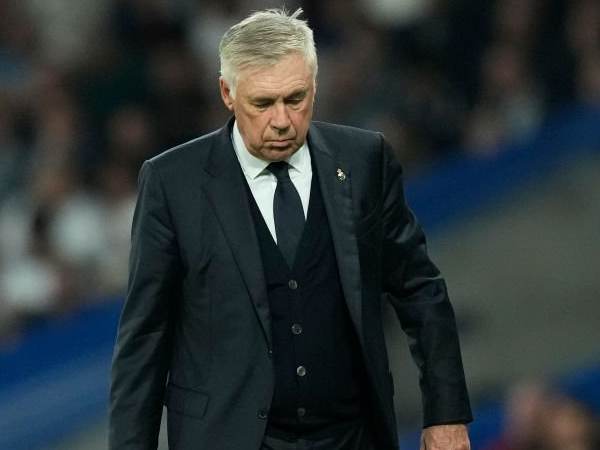 Carlo Ancelotti Kritik Pertahanan Real Madrid Usai Dipermalukan AC Milan