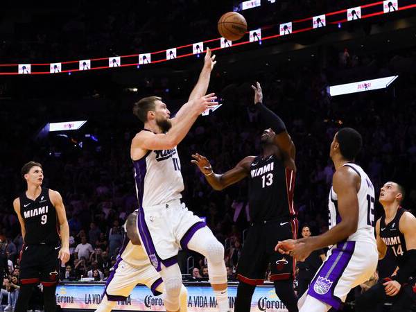 Hasil NBA: Sacramento Kings Gulingkan Miami Heat 111-110