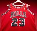 Jersey Bulls Yang Dipakai Michael Jordan Saat Tanding Terjual Rp73,6 Miliar