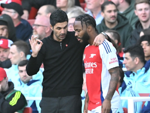 Mikel Arteta dan Raheem Sterling