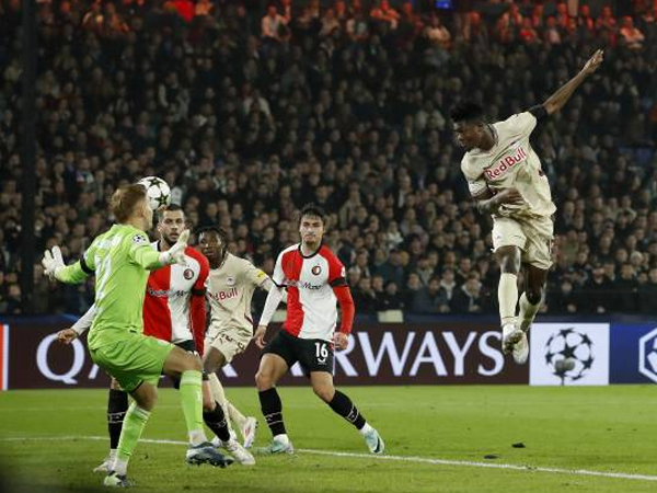 Dua Gol Karim Konate Warnai Kemenangan 3-1 RB Salzburg Atas Feyenoord