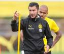 Nuri Sahin Ungkap Apa yang Ingin Ia Lihat dari Seorang Donyell Malen