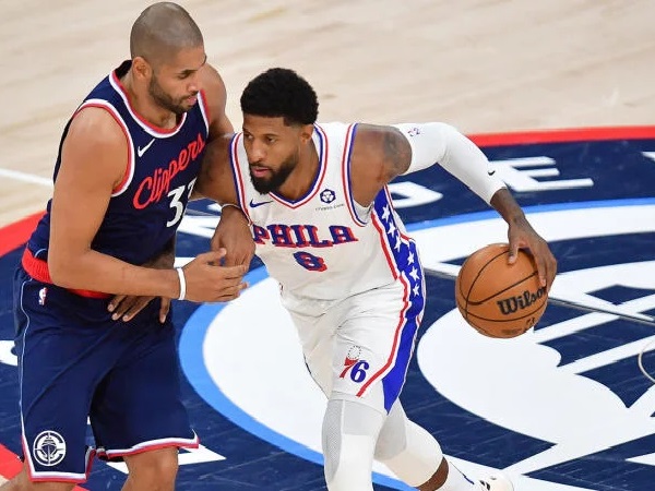 Paul George Sebut Fans Clippers Bodoh Usai Disorakinya