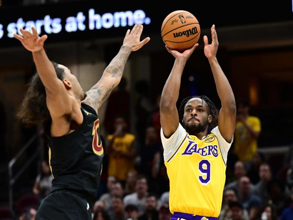 Bronny James Akan Debut, Tiket Laga G League Ludes