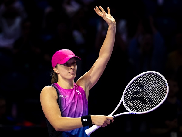 Iga Swiatek Bergabung Dengan Klub Ini Usai Hasil Tak Biasa Di WTA Finals