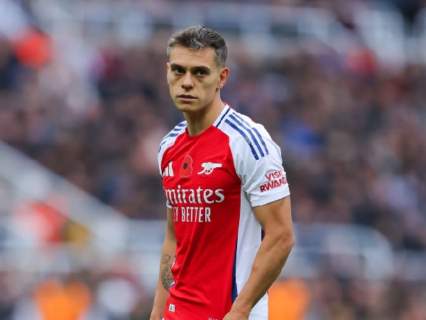 Pemain sayap Arsenal, Leandro Trossard