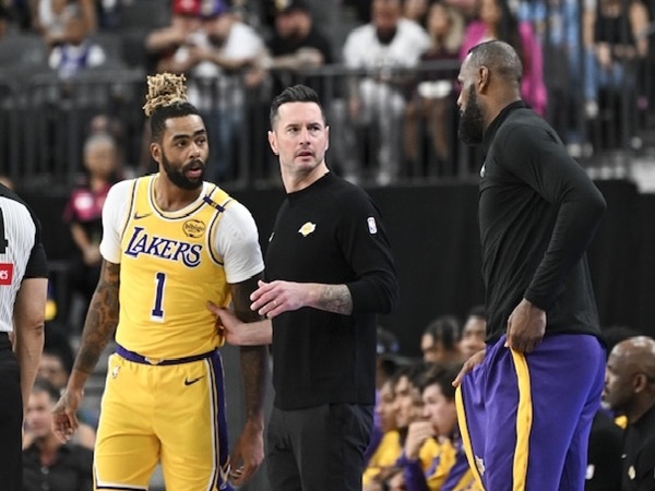 LeBron James Memuji Pengorbanan D'Angelo Russell