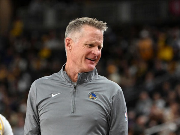 Steve Kerr Minta Warriors Lupakan Kekalahan Telak