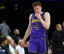 D'Angelo Russell Beri Saran Berharga Kepada Dalton Knecht