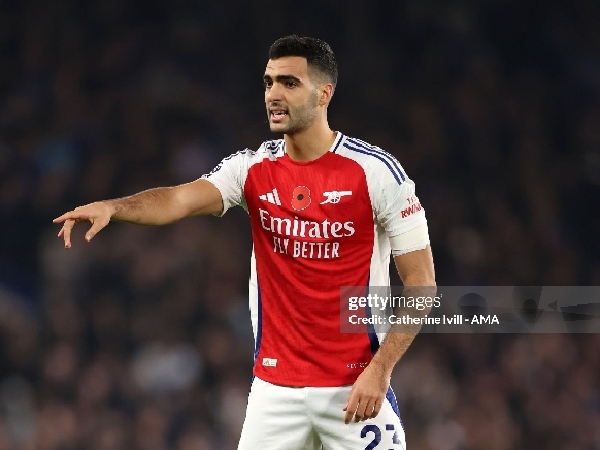 Gelandang Arsenal, Mikel Merino