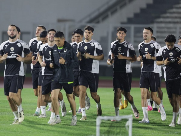 Latihan timnas Indonesia jelang menghadapi Jepang