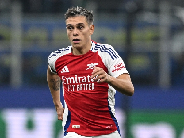 West Ham United memantau situasi Leandro Trossard di Arsenal