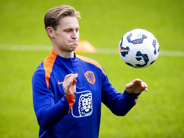 Cederanya Belum Pulih Total, Frenkie de Jong Rindu Bela Timnas Belanda