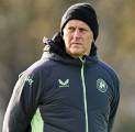 Heimir Hallgrimsson Tanggapi Kedatangan Robbie Keane ke Kamp Irlandia