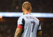 Perpisahan Emosional, Johnny Russell dan Tim Melia Tinggalkan Sporting KC