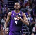 De'Aaron Fox Cetak 60 Poin, Kings Dikalahkan Wolves