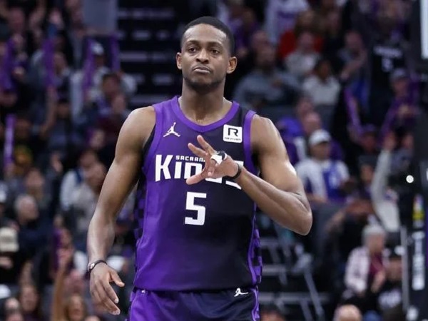 De'Aaron Fox Cetak 60 Poin, Kings Dikalahkan Wolves