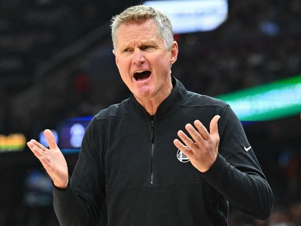 Steve Kerr sebut merusak esensi permainan di laga Warriors versus Grizzlies.