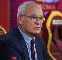 Fans Roma Kirim Mural dan Spanduk Dukungan Untuk Claudio Ranieri