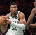 Giannis Antetokounmpo Bikin Bucks Alami Kekalahan dari Hornets