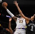 Hasil Piala NBA: Los Angeles Lakers Bekuk San Antonio Spurs 120-115