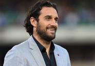 Luca Toni Minta Francesco Totti Ikuti Jejak Maldini Yang Kembali ke Milan