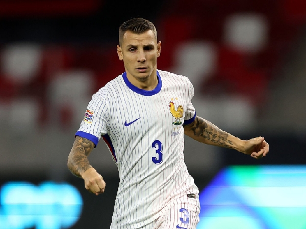 Bek kiri Prancis, Lucas Digne