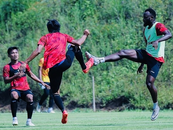 Latihan Arema FC jelang laga pekan ke-11 kontra Madura United