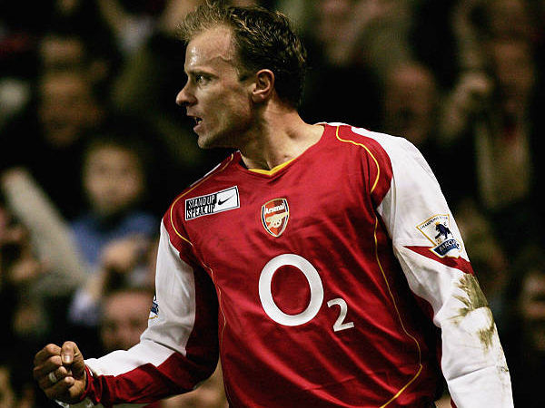 Lee Dixon Kenang Momen Adu Jotos dengan Dennis Bergkamp