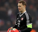 Oliver Kahn Desak Manuel Neuer Mulai Buat Rencana Pensiun