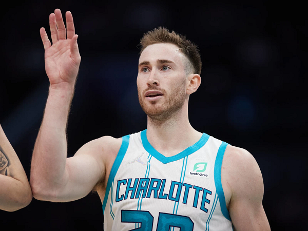 Gordon Hayward cerita pengalaman lucunya di masa lalu.