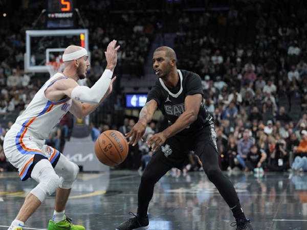 Spurs Petik Kemenangan Pertama di Piala NBA Usai Kalahkan Thunder