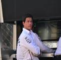 Toto Wolff Bantah Bilang Hamilton Sudah Habis Masa Jayanya